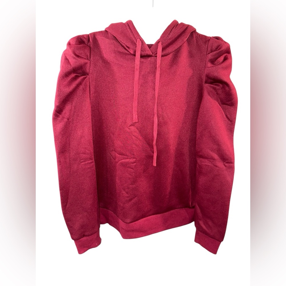 ✨ 5/$30 ✨‎ Women's Maroon Sweater with Puff Sleeves